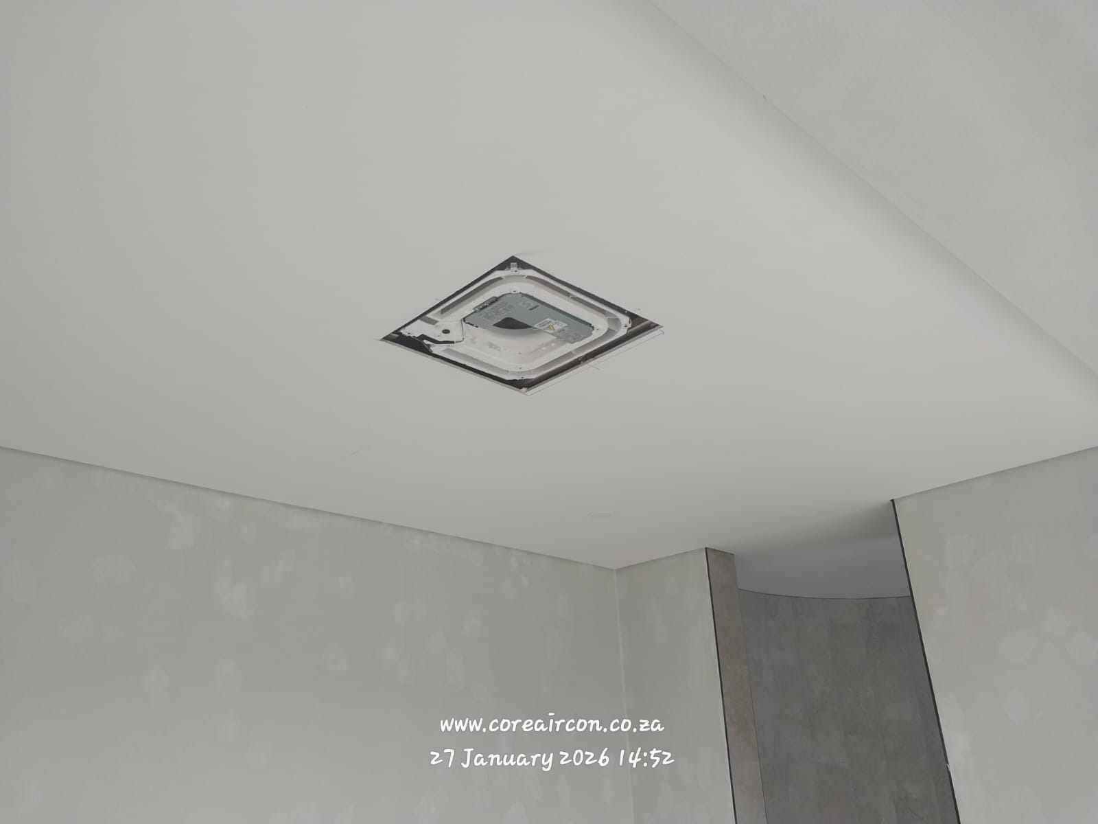 Ceiling cassette air conditioner installed