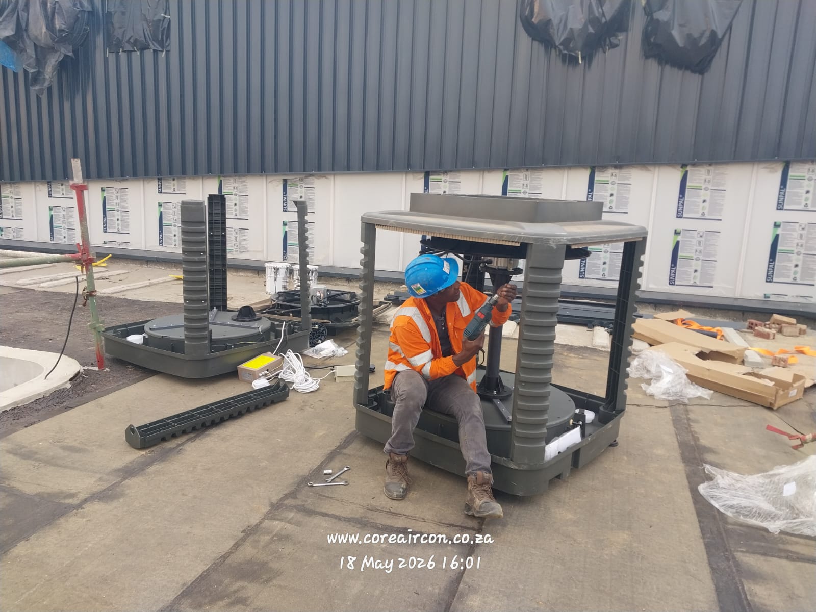Fitting evaporative cooling unit components
